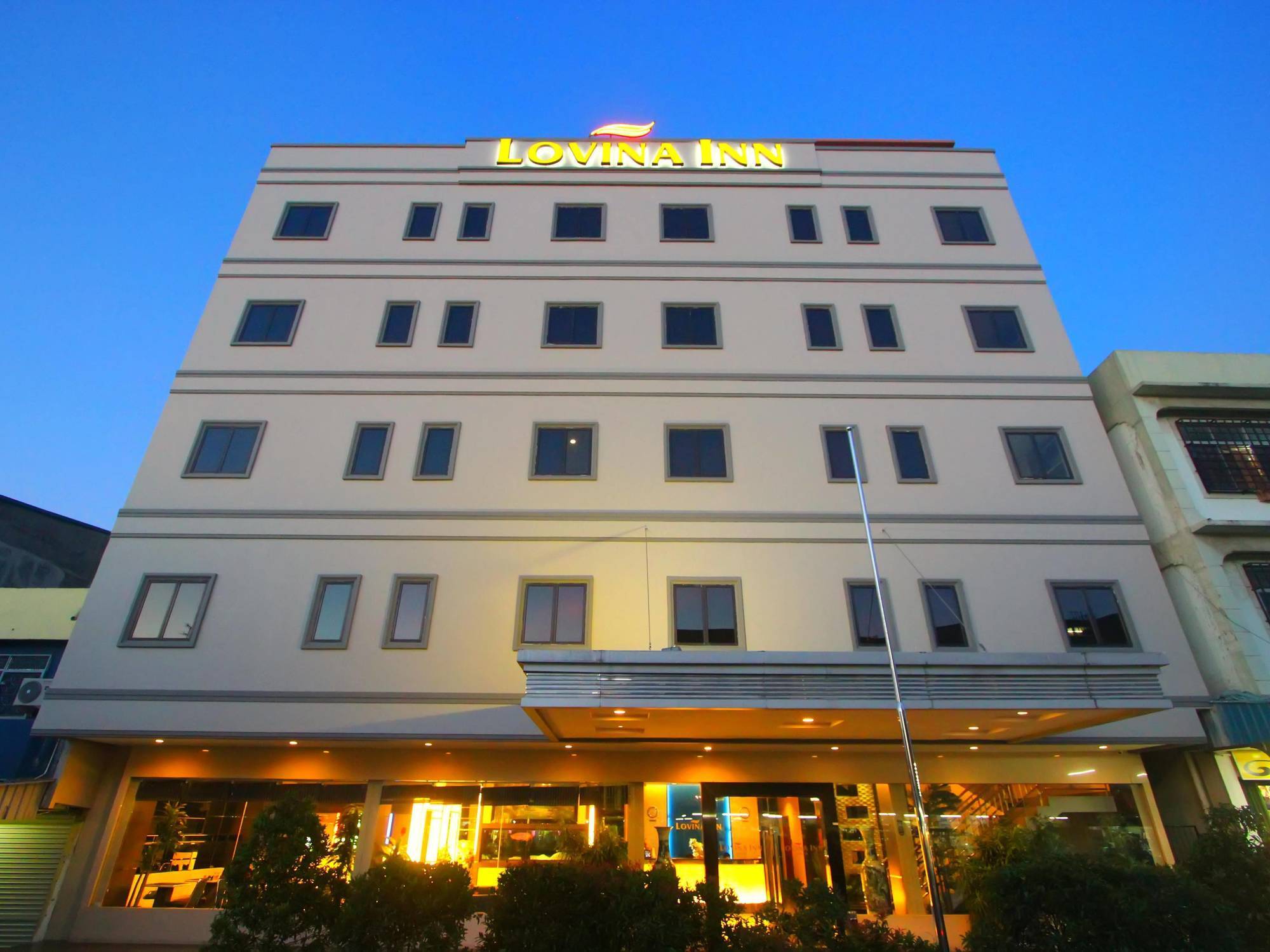 Lovina Inn - Nagoya Batam Esterno foto